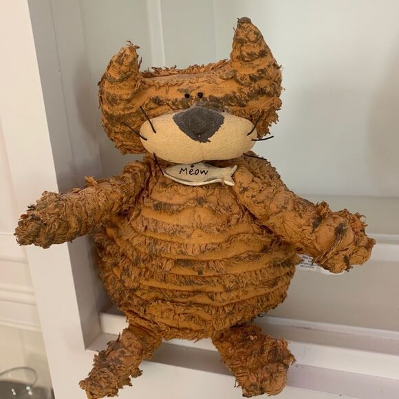 Cute Canvas Cat - Picture 2 of 3